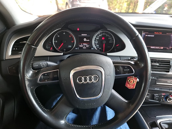 Audi A4 11 of 16