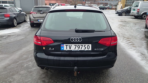 Audi A4 6 of 16
