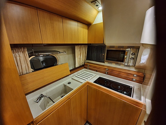 CANTIERI DI SARNICO 50 HT - SERTIFIKATFRI - FREMSTÅR SOM NY 19 of 30