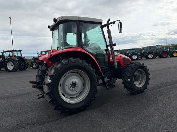 Massey Ferguson 5435 19 of 30