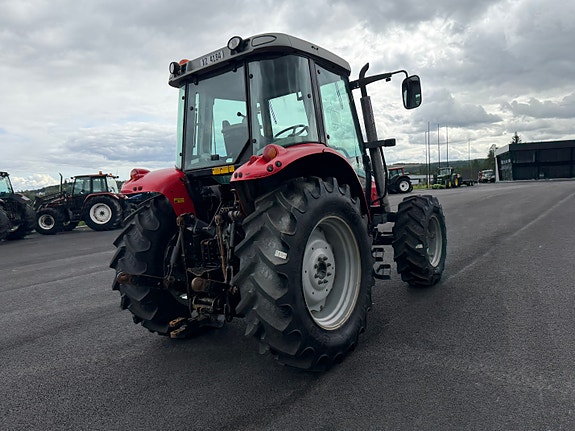 Massey Ferguson 5435 17 of 30
