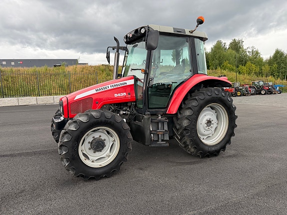 Massey Ferguson 5435 6 of 30