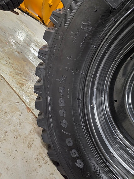 Valtra T234 Twintrack 19 of 27