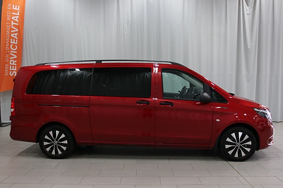 Mercedes-Benz eVito Tourer 2 of 5