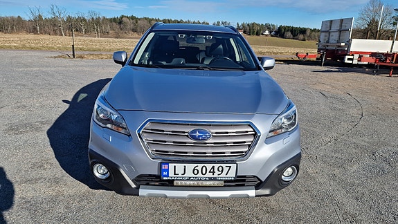 Subaru Outback 2 of 30