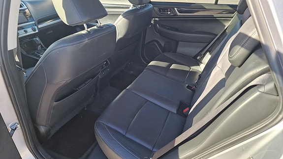 Subaru Outback 11 of 30