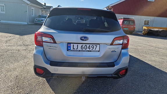 Subaru Outback 6 of 30