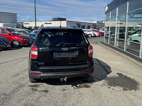 Subaru Forester 5 of 5
