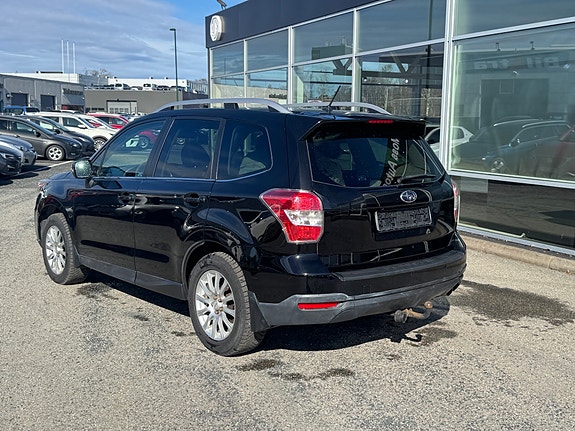Subaru Forester 4 of 5