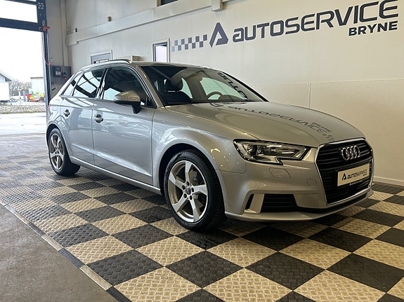 Audi A3 3 of 5
