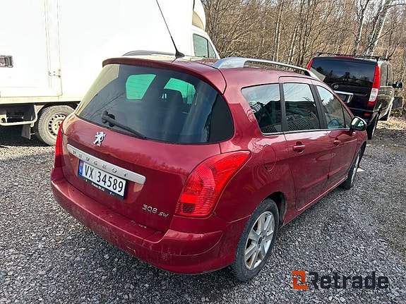 Peugeot 308 4 of 5