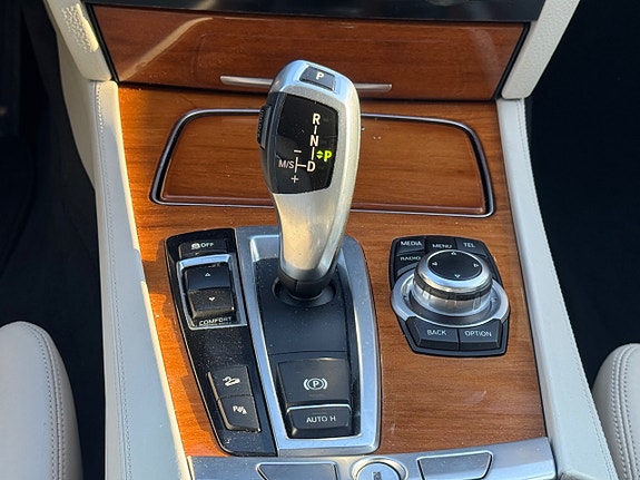 BMW 740d 15 of 23