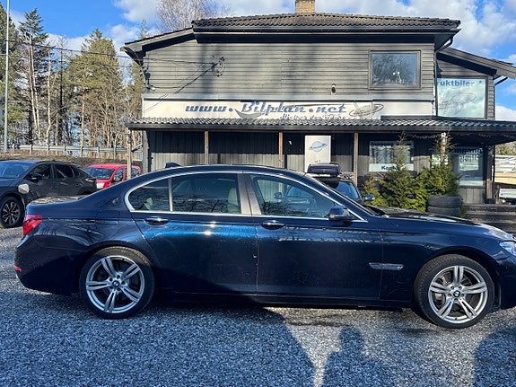 BMW 740d 6 of 23