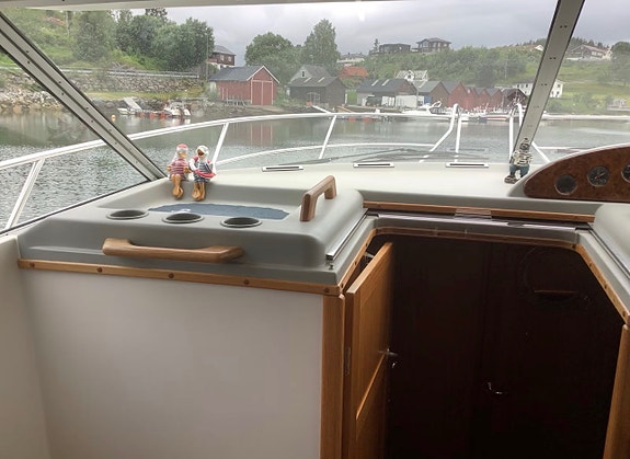 NY PRIS! Skilsø 33 Flybridge 17 of 30