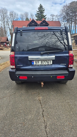 Jeep Commander 2 of 4