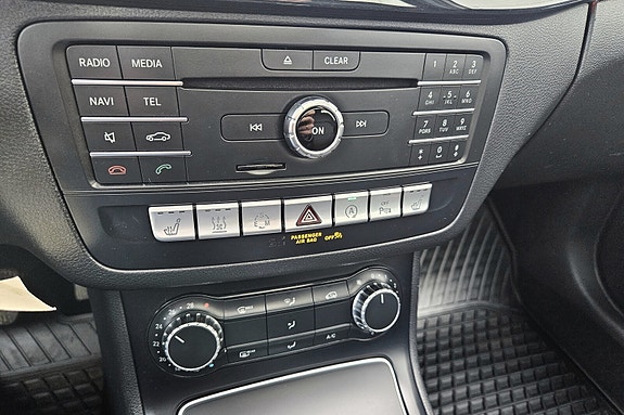 Mercedes-Benz B200 20 of 28
