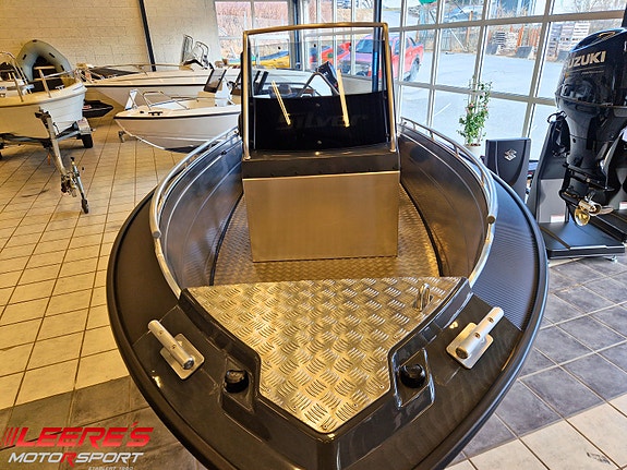 Silver Shark CCX | Helsveiset aluminiumsbåt | Suzuki 115 hk 5 of 18