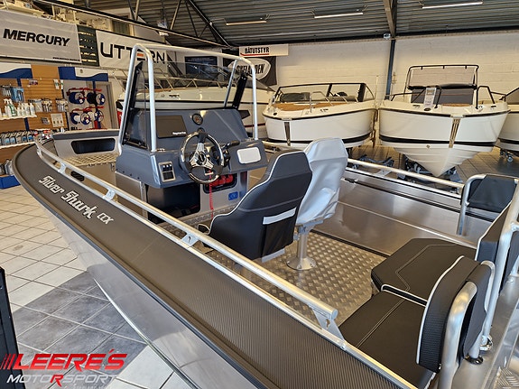 Silver Shark CCX | Helsveiset aluminiumsbåt | Suzuki 115 hk 6 of 18