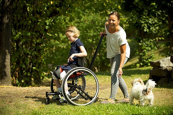 Krabat barnehjelpemidlene er også en del av produktporteføljen.