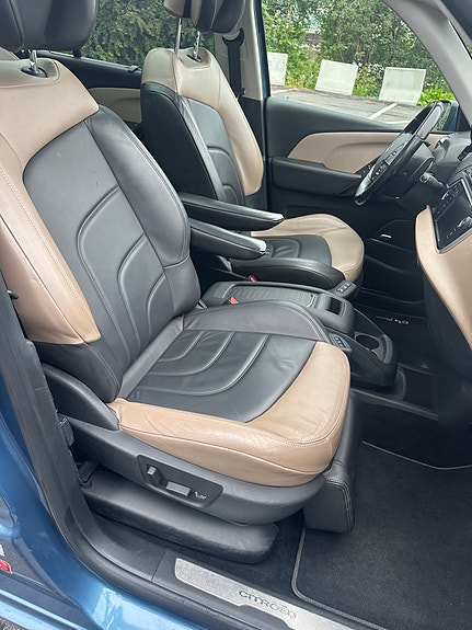 Citroen C4 Picasso 25 of 30