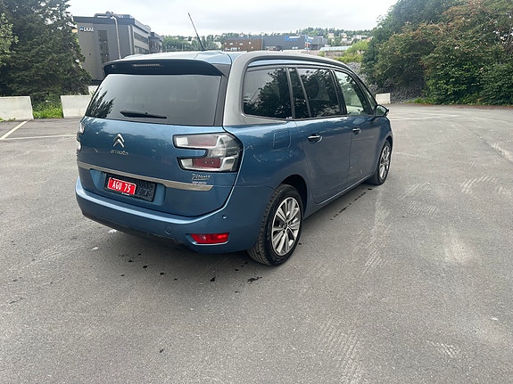 Citroen C4 Picasso 13 of 30
