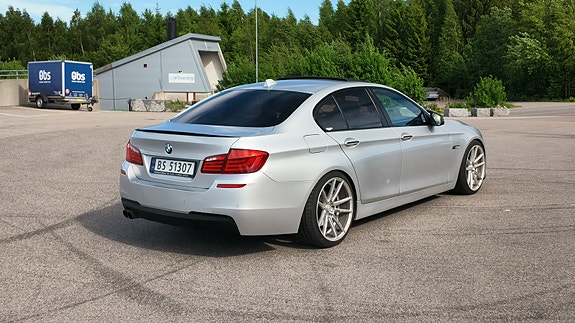 BMW 525d 5 of 11