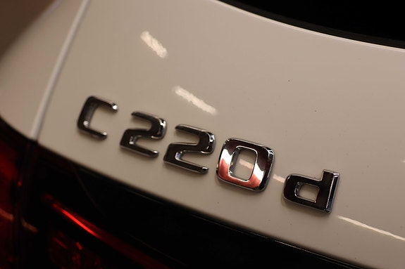 Mercedes-Benz C220 d 24 of 30