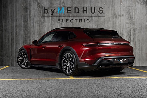 Porsche Taycan Cross Turismo
