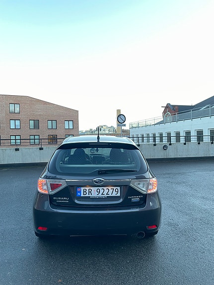 Subaru Impreza 5 of 22