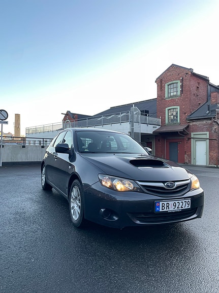 Subaru Impreza 2 of 22