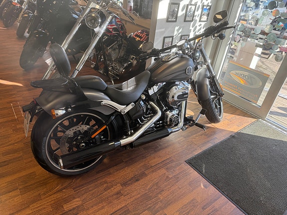 Harley-Davidson FXSB Breakout 103, matt grå, bør sees 3 of 5
