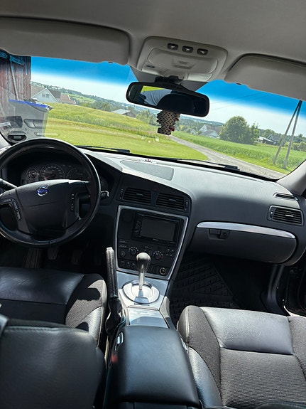 Volvo V70 14 of 17