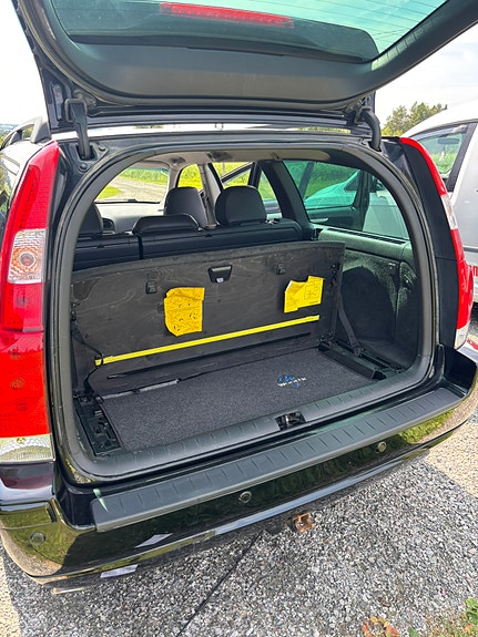 Volvo V70 15 of 17