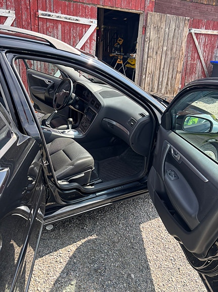 Volvo V70 17 of 17