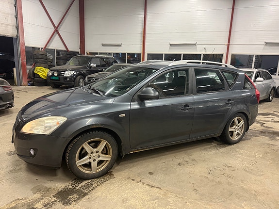 Kia Ceed 4 of 5