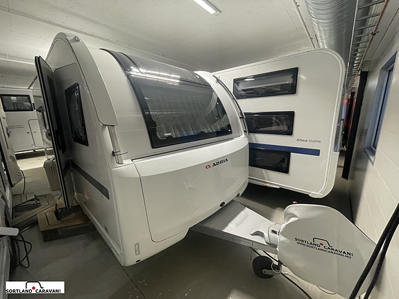 Adria Adora 572 UT  Overståer kampanje