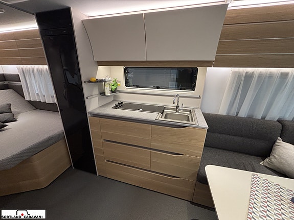 Adria ADORA 522 UP Overståer kampanje 12 of 24