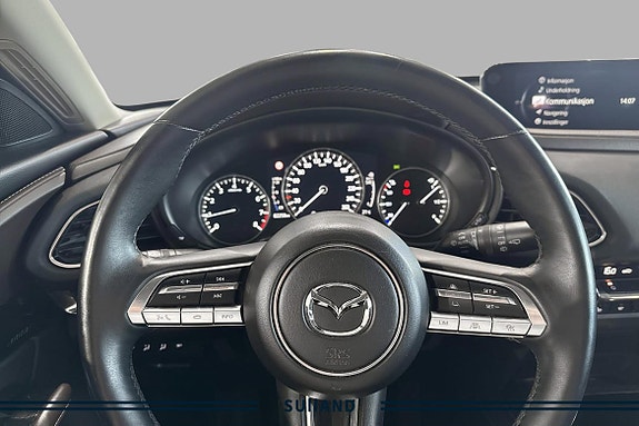 Mazda CX-30 4 of 5