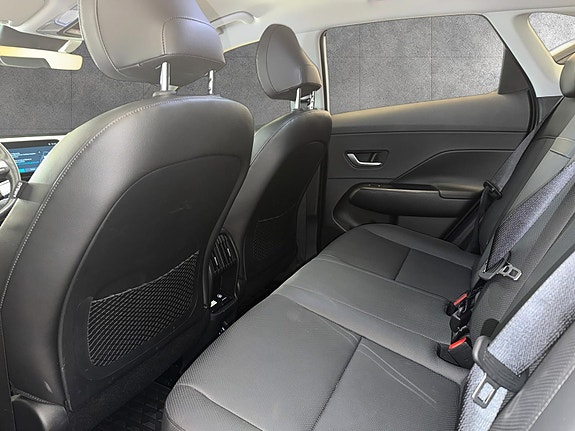 Hyundai Kona 12 of 20