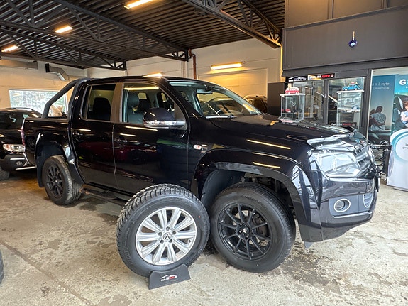 Volkswagen Amarok 2 of 5