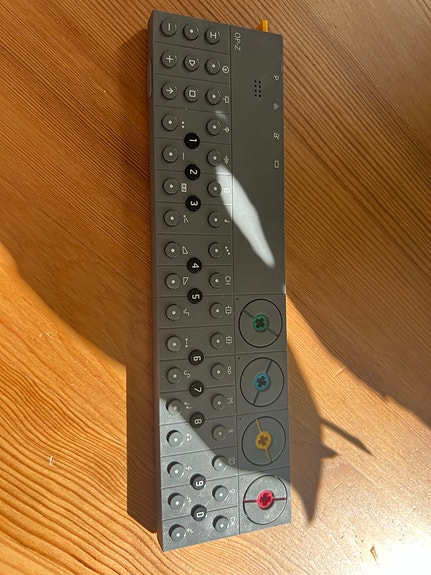 Product image 3 of 4