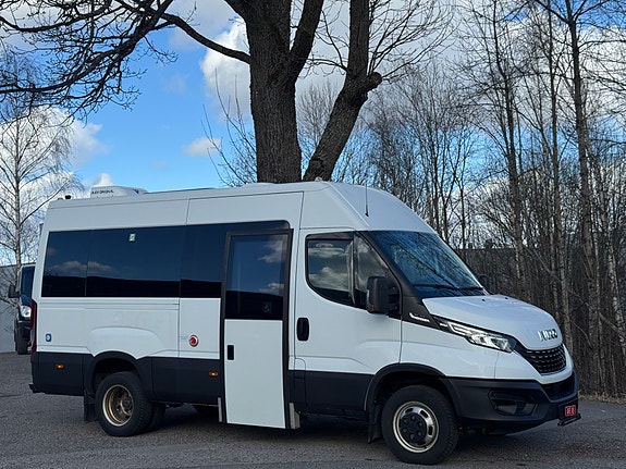 Iveco 3,0. 12 seters minibuss m/rullestolrampe 14 of 30