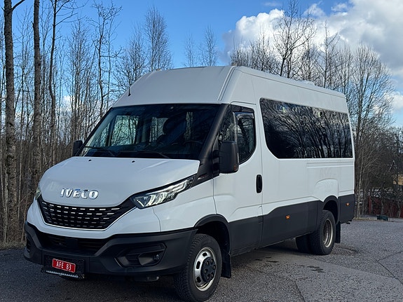 Iveco 3,0. 12 seters minibuss m/rullestolrampe