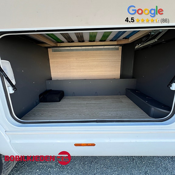 Hobby Optima De Luxe T70 E || Lave enkeltsenger | Bad helt bak | Truma gass+230v | Apple CarPlay | 9-trinns | R.kam 16 of 30