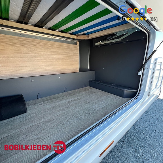 Hobby Optima De Luxe T70 E || Lave enkeltsenger | Bad helt bak | Truma gass+230v | Apple CarPlay | 9-trinns | R.kam 17 of 30