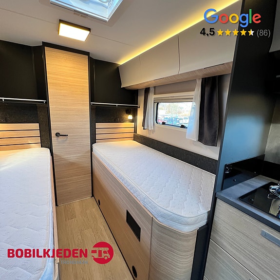 Hobby Optima De Luxe T70 E || Lave enkeltsenger | Bad helt bak | Truma gass+230v | Apple CarPlay | 9-trinns | R.kam 28 of 30