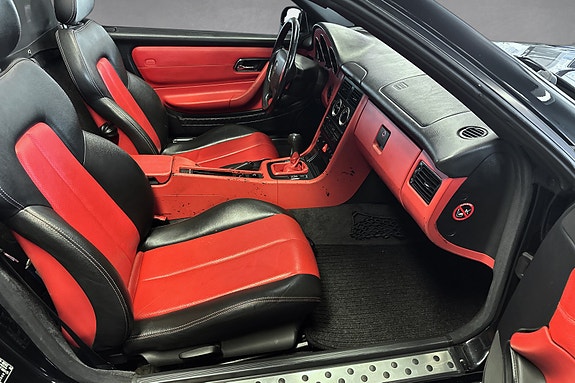 Mercedes-Benz SLK230 14 of 20