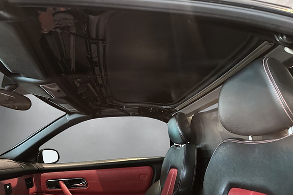 Mercedes-Benz SLK230 17 of 20