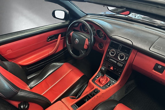 Mercedes-Benz SLK230 11 of 20