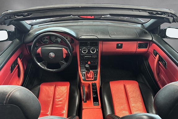 Mercedes-Benz SLK230 12 of 20